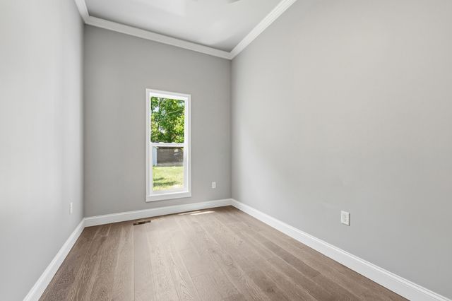 18 Franklin Street, Hartford, MI 49057