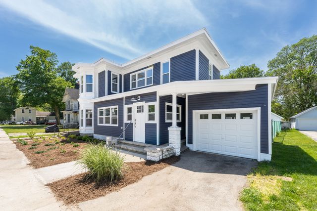18 Franklin Street, Hartford, MI 49057