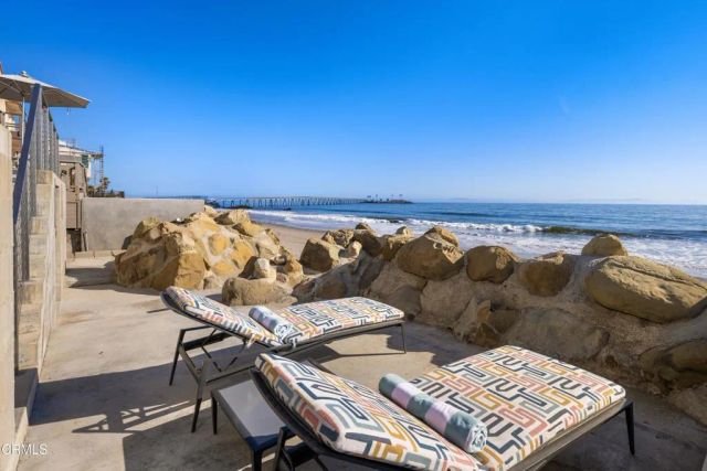 6768 Breakers Way, Ventura, CA 93001