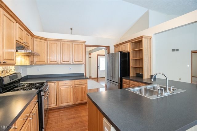 652 Marsh Way, Brunswick, OH 44212