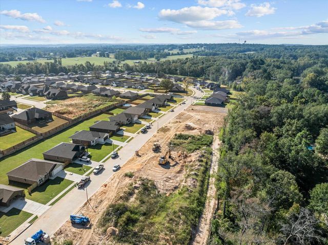 17430 Crossing Circle, Lindale, TX 75771