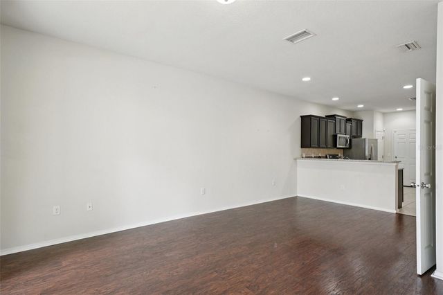 4935 WHITE SANDERLING COURT, Tampa, FL 33619