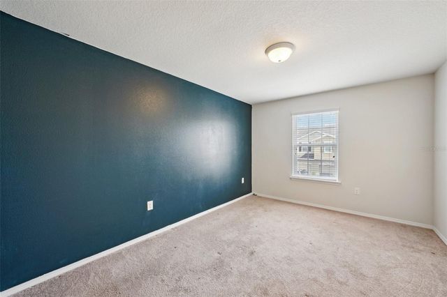 4935 WHITE SANDERLING COURT, Tampa, FL 33619