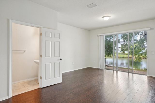 4935 WHITE SANDERLING COURT, Tampa, FL 33619