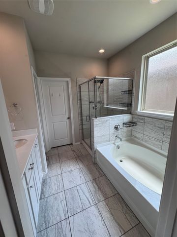 1633 Briar Hunt Drive, Forney, TX 75126