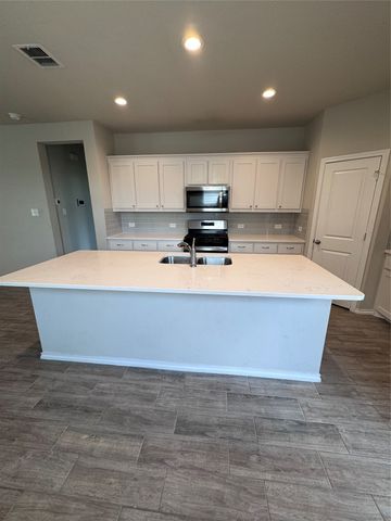 1633 Briar Hunt Drive, Forney, TX 75126