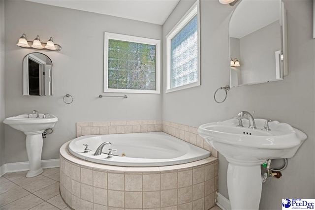 2924 Bridle Circle, Florence, SC 29505