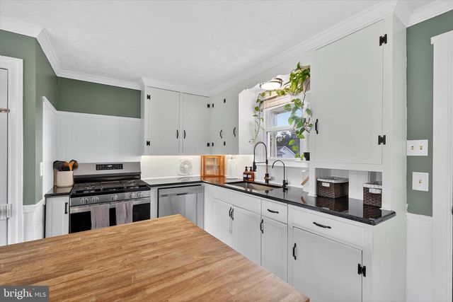 227 PLEASANT VIEW RD, Hummelstown, PA 17036