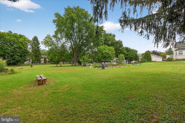 227 PLEASANT VIEW RD, Hummelstown, PA 17036