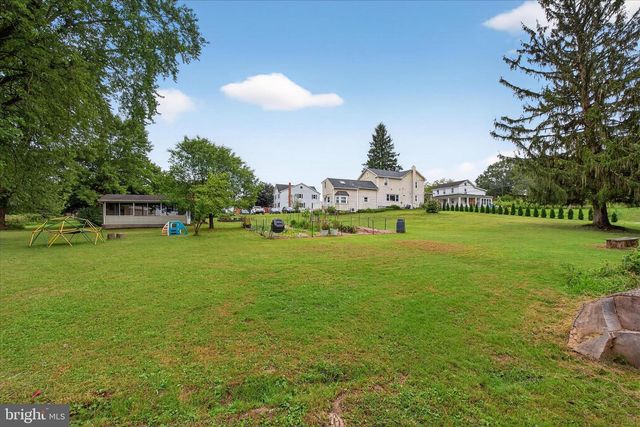 227 PLEASANT VIEW RD, Hummelstown, PA 17036