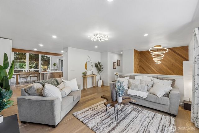 5023 236th Place SE, Woodinville, WA 98072