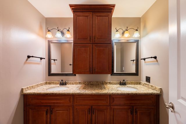 751 Garth Road, Wheeling, IL 60090