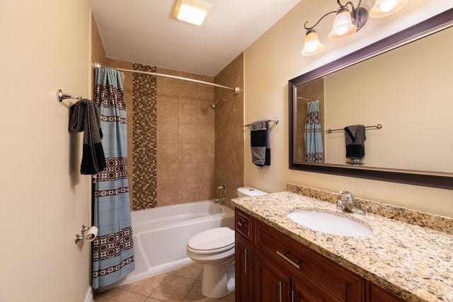 751 Garth Road, Wheeling, IL 60090