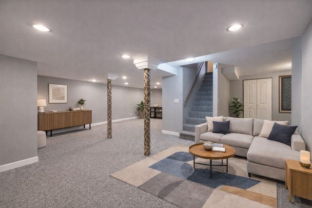 751 Garth Road, Wheeling, IL 60090