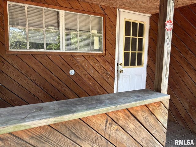 314 E HESTER Street, Carbondale, IL 62901