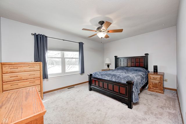 555 Hyannis Drive, Avon, IN 46123