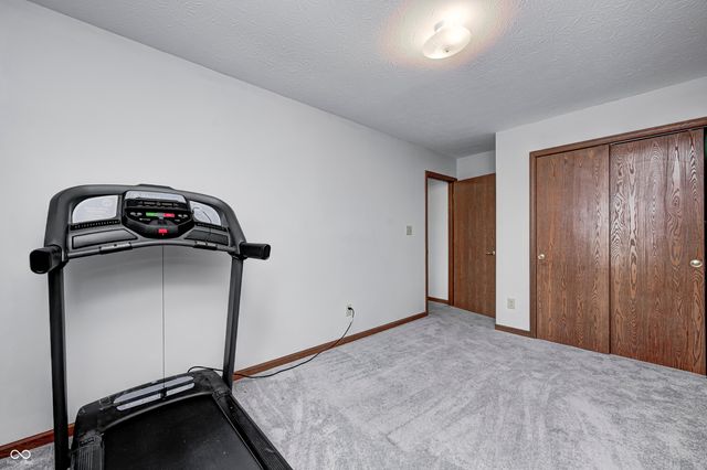 555 Hyannis Drive, Avon, IN 46123