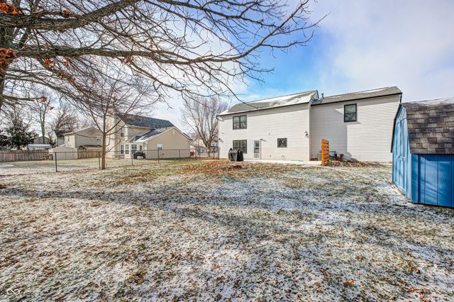 555 Hyannis Drive, Avon, IN 46123