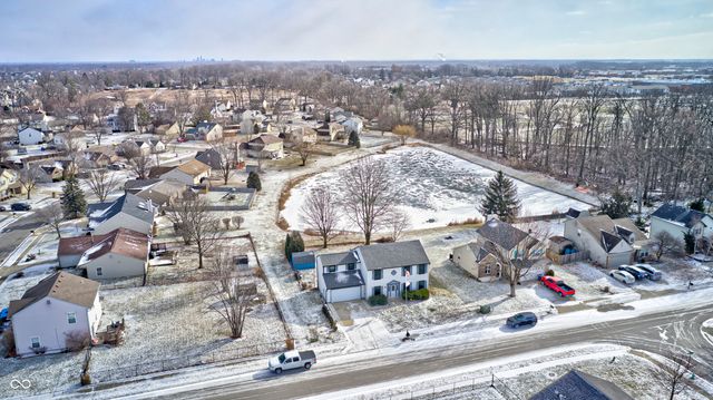 555 Hyannis Drive, Avon, IN 46123