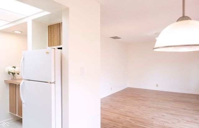 8503 Canterbury W D, Indianapolis, IN 46260