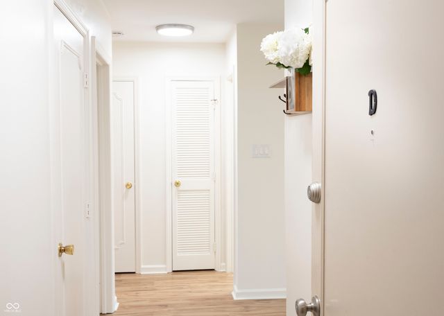 8503 Canterbury W D, Indianapolis, IN 46260
