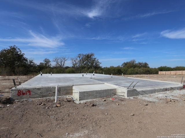 8619 Rucker Pond Trail, San Antonio, TX 78252