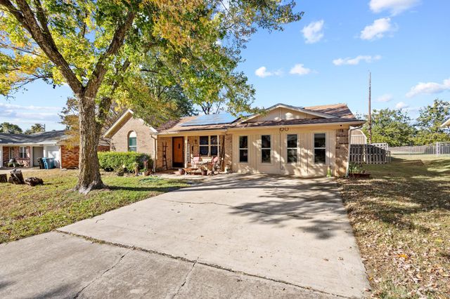 1417 Morrison Drive, Denison, TX 75020