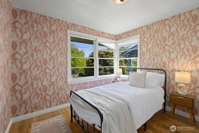 7904 39th Avenue SW, Seattle, WA 98136