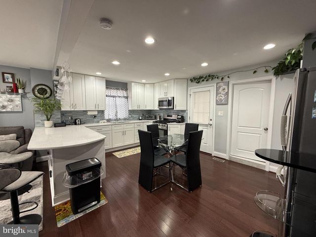 3499 HILLSMERE RD, Baltimore, MD 21207