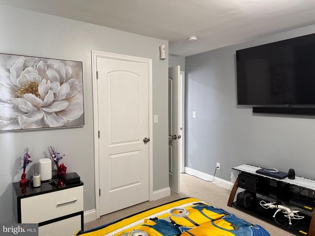 3499 HILLSMERE RD, Baltimore, MD 21207