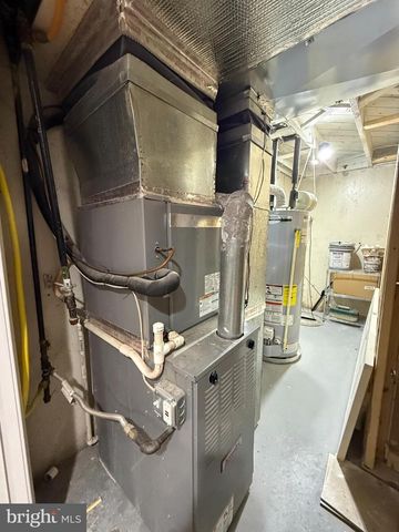 3499 HILLSMERE RD, Baltimore, MD 21207