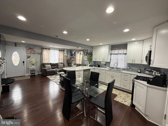 3499 HILLSMERE RD, Baltimore, MD 21207