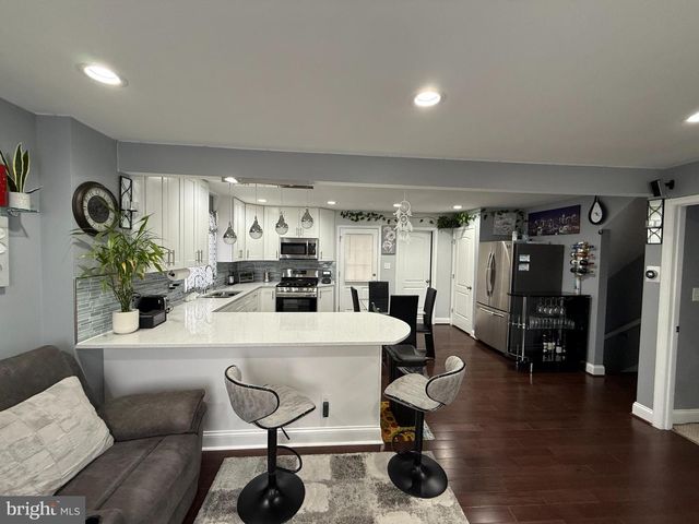 3499 HILLSMERE RD, Baltimore, MD 21207