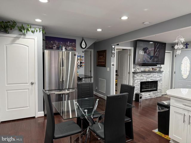 3499 HILLSMERE RD, Baltimore, MD 21207