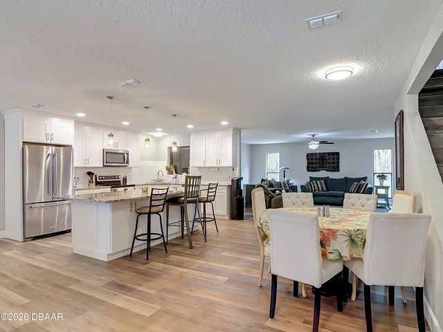 670 Glen Circle, New Smyrna Beach, FL 32168