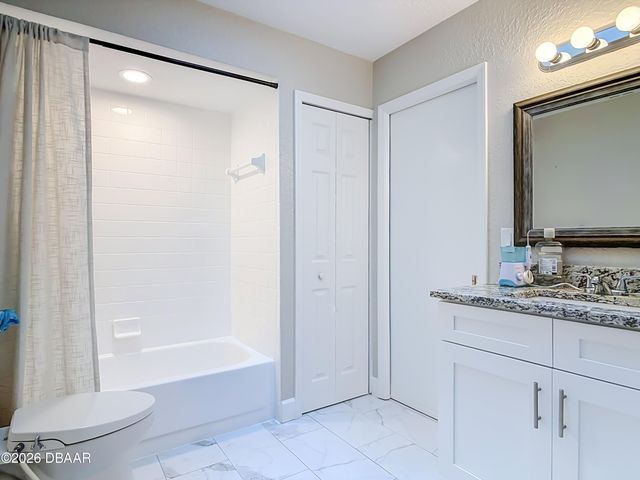 670 Glen Circle, New Smyrna Beach, FL 32168