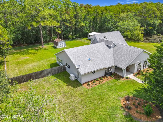 670 Glen Circle, New Smyrna Beach, FL 32168