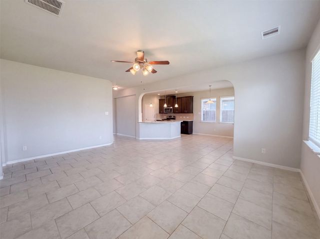 222 Ashley Way, Alvin, TX 77511