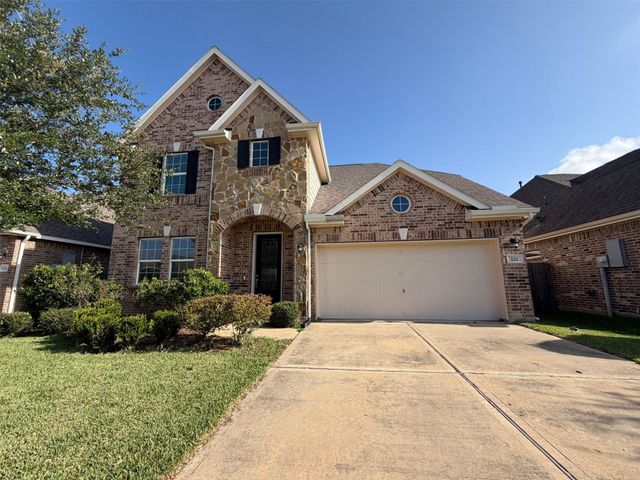 222 Ashley Way, Alvin, TX 77511
