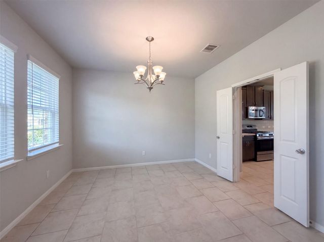 222 Ashley Way, Alvin, TX 77511