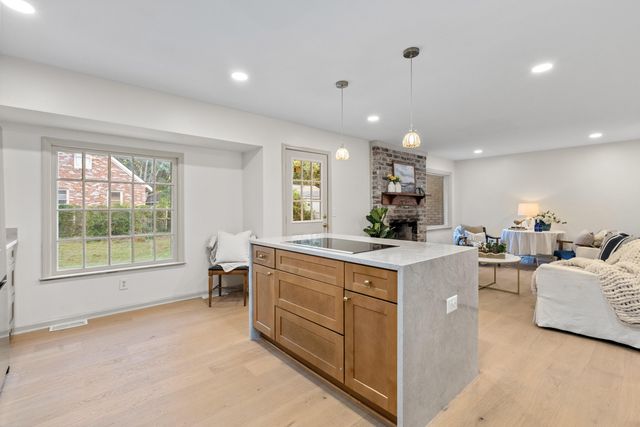 742 Leafwood Road, Charleston, SC 29412