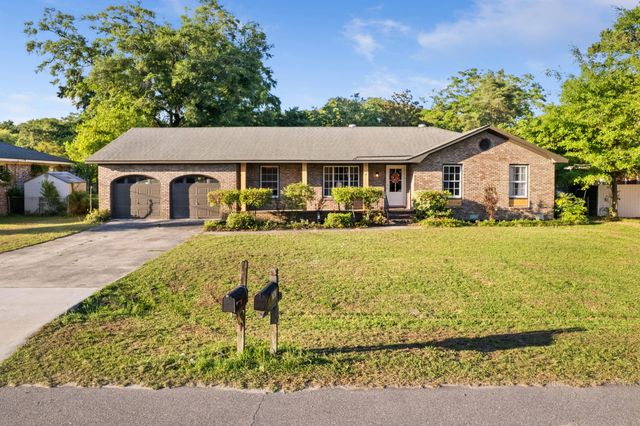 742 Leafwood Road, Charleston, SC 29412
