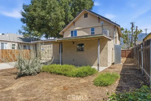 524 Mountain View, Altadena, CA 91001
