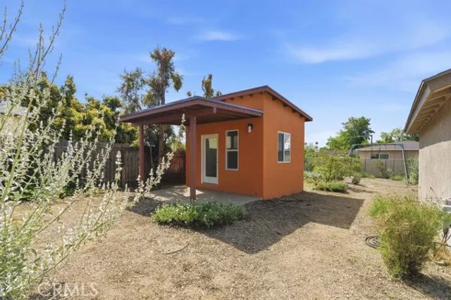 524 Mountain View, Altadena, CA 91001