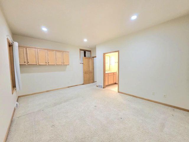 707 Giddings AVENUE, Sheboygan Falls, WI 53085