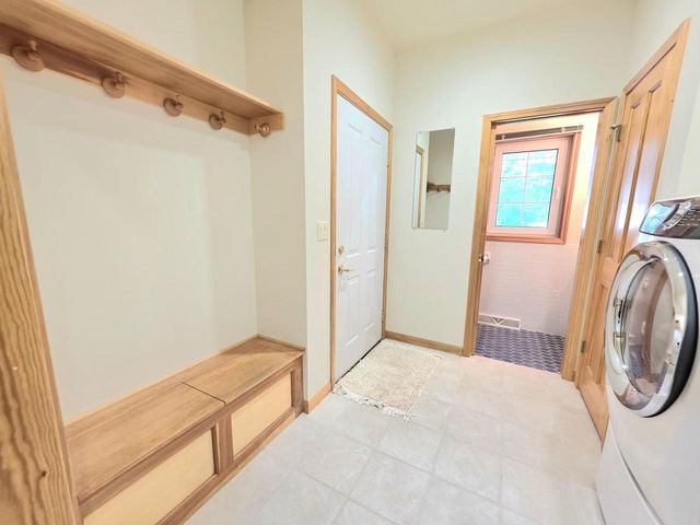 707 Giddings AVENUE, Sheboygan Falls, WI 53085