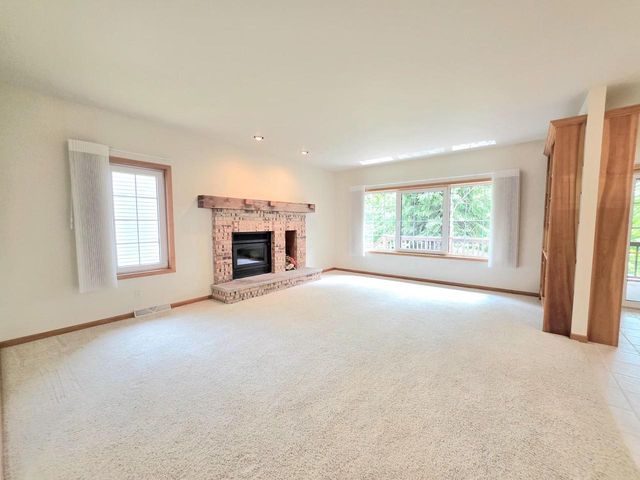 707 Giddings AVENUE, Sheboygan Falls, WI 53085