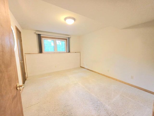 707 Giddings AVENUE, Sheboygan Falls, WI 53085