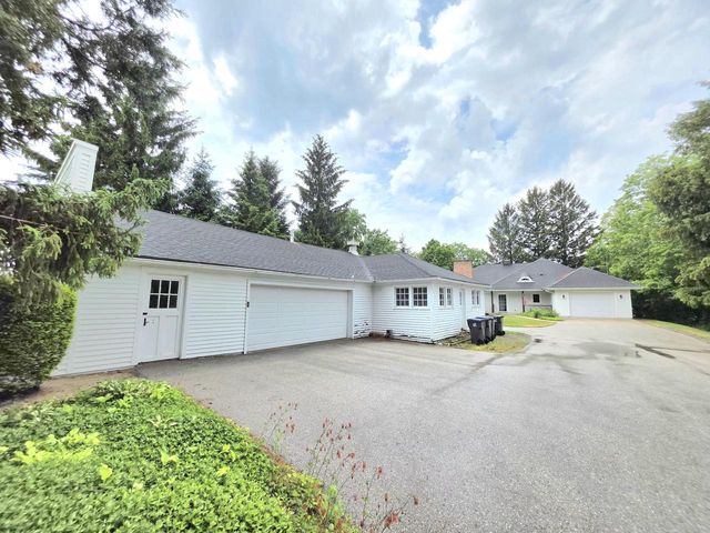 707 Giddings AVENUE, Sheboygan Falls, WI 53085