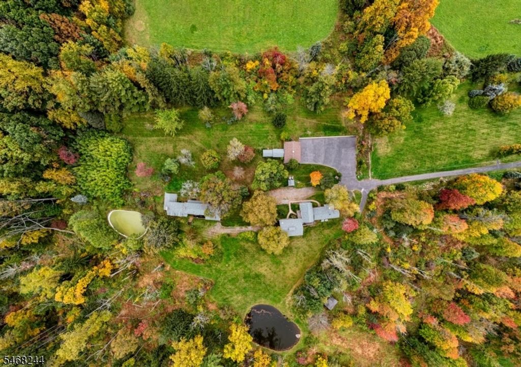 39 Still Hollow Rd, Tewksbury Twp., NJ 08833 — photo 4